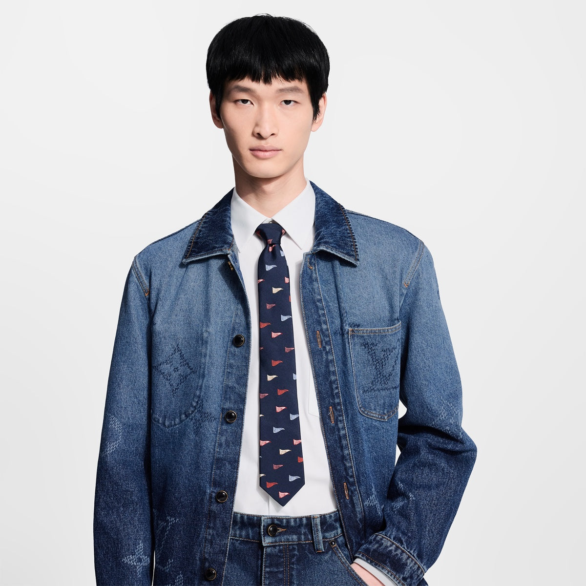 LV Club Flags Tie